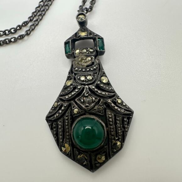 Antique French Art Deco sterling silver genuine chrysoprase marcasite necklace - Picture 1 of 10